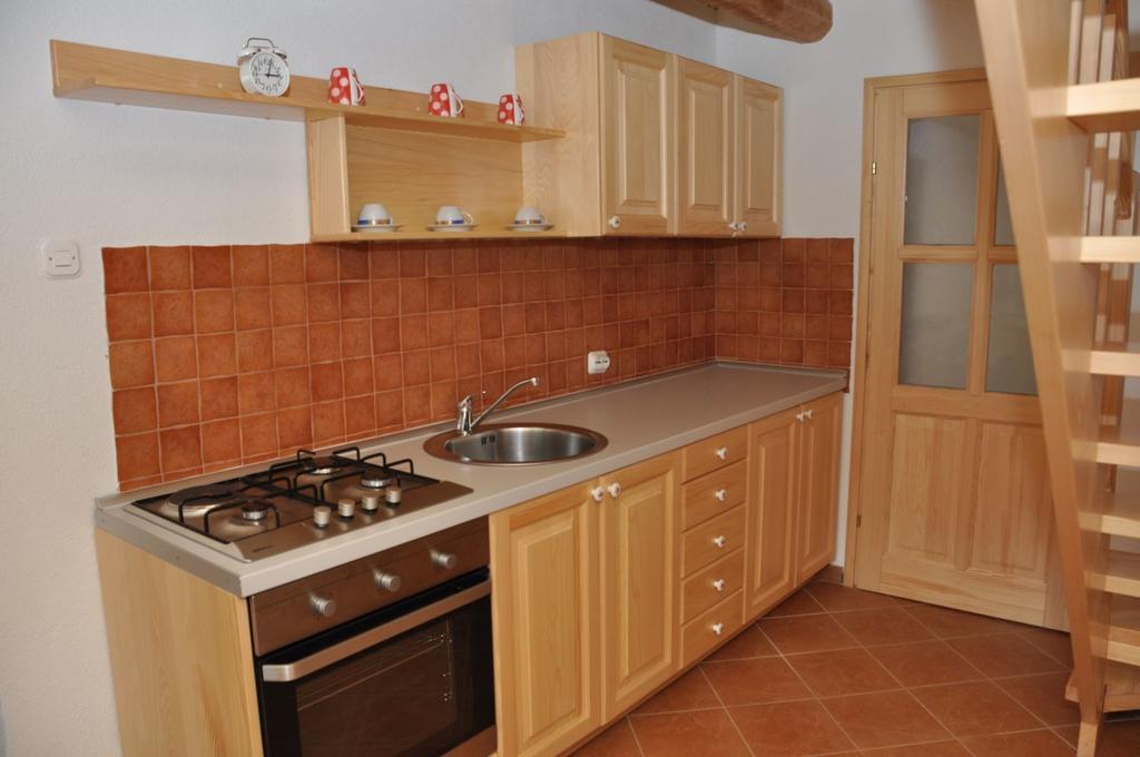 Holiday Home Rizvan City Brusane Bagian luar foto