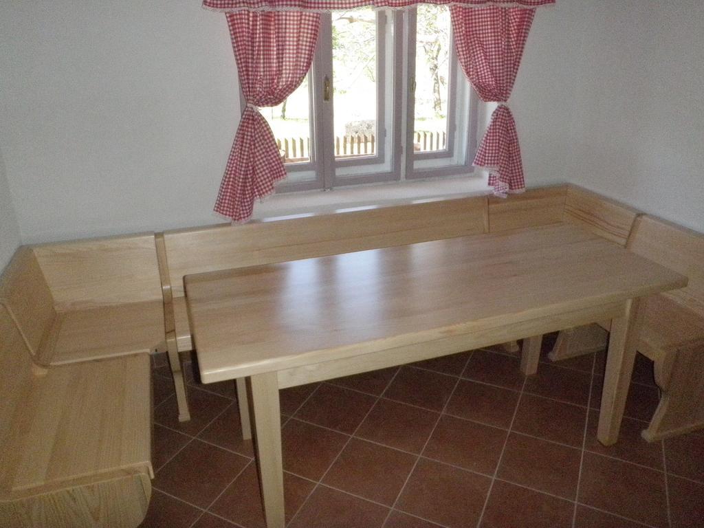 Holiday Home Rizvan City Brusane Bagian luar foto